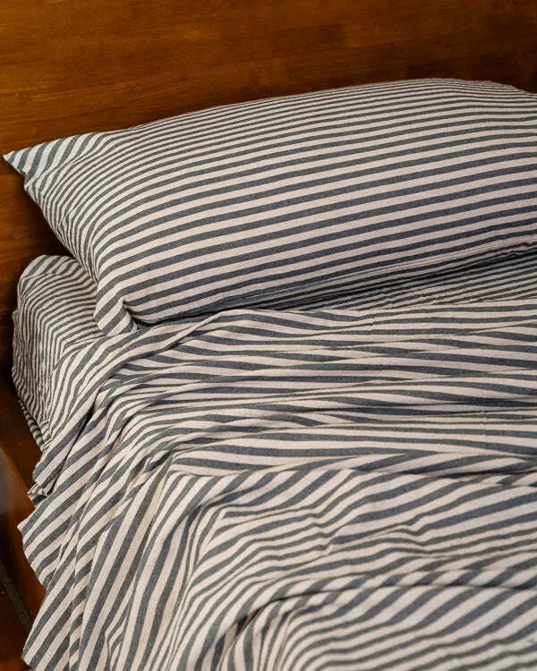 Classic Micro Twill Stripe Melange Flat Top Sheet Steel Grey | Sand Cloud